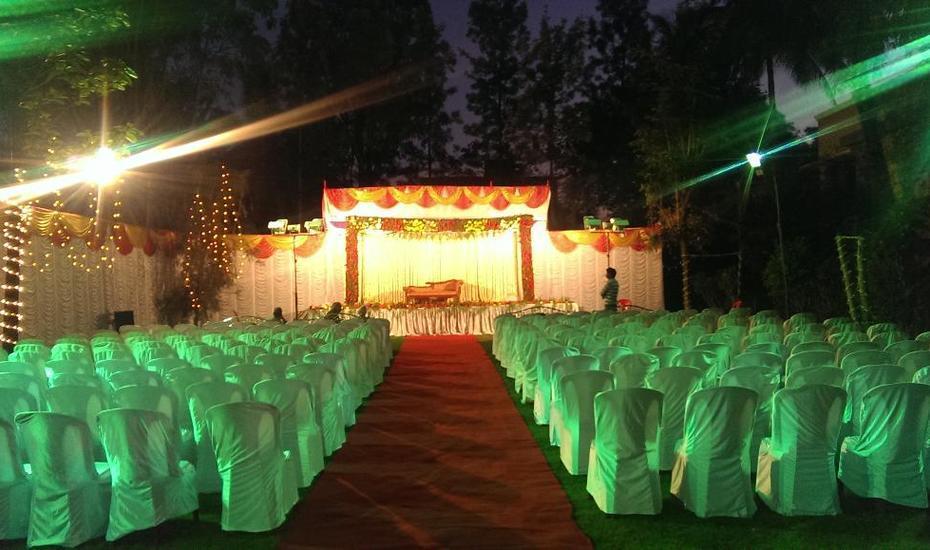 Hotel Sangam Karad Bagian luar foto