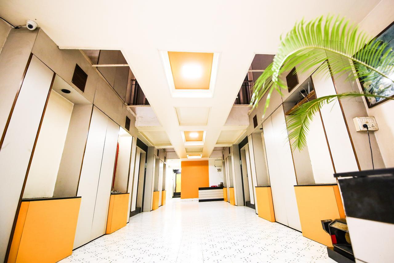 Hotel Sangam Karad Bagian luar foto